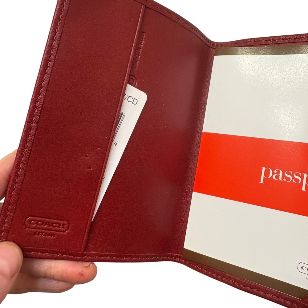 Coach vintage y2k red passport wallet cover NEW NWT WOW - Picture 3 of 7